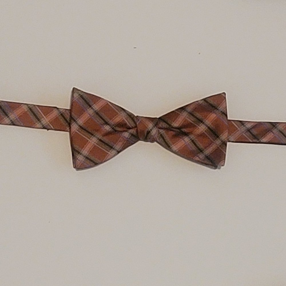 Bow Tie - Picture 2 of 2